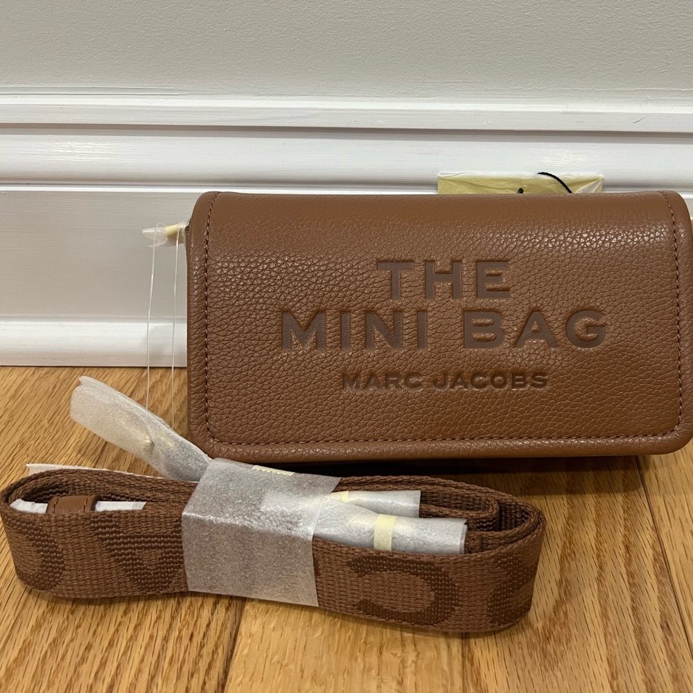 Marc Jacobs mini bag in argan oil